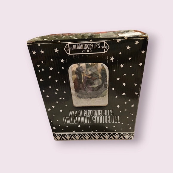 Only at Bloomingdale's 2000 Millennium New Years Snowglobe New Rare - Picture 1 of 14